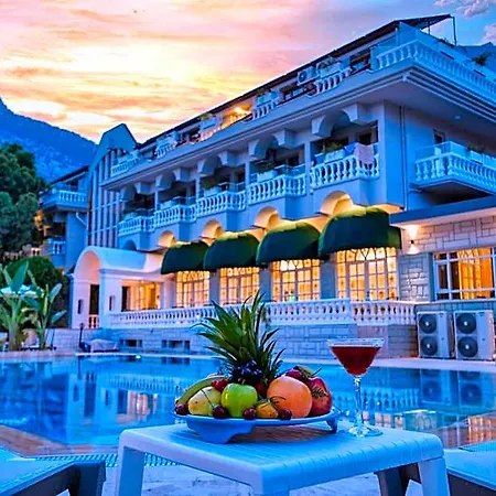 Hotel Rose Garden Premium